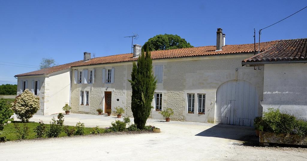 Bed and Breakfast Le Vieux Noyer Saint-Maurice-de-Tavernole Exterior foto