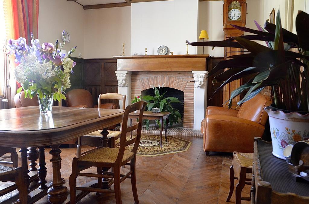 Bed and Breakfast Le Vieux Noyer Saint-Maurice-de-Tavernole Exterior foto